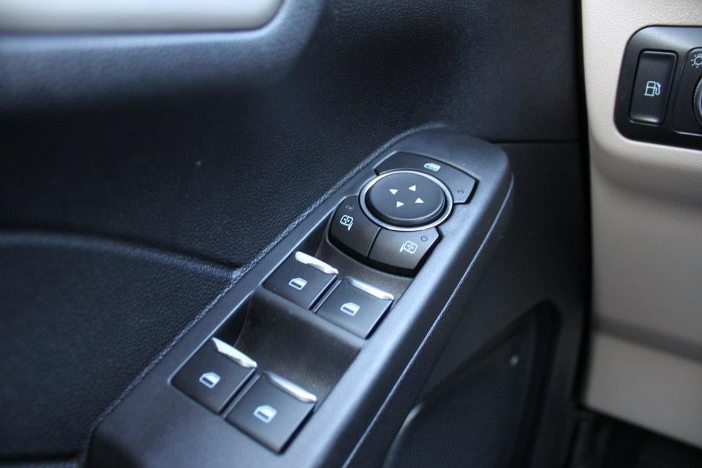 2021 Ford Escape SE Hybrid