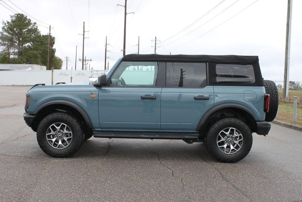 2022 Ford Bronco Base