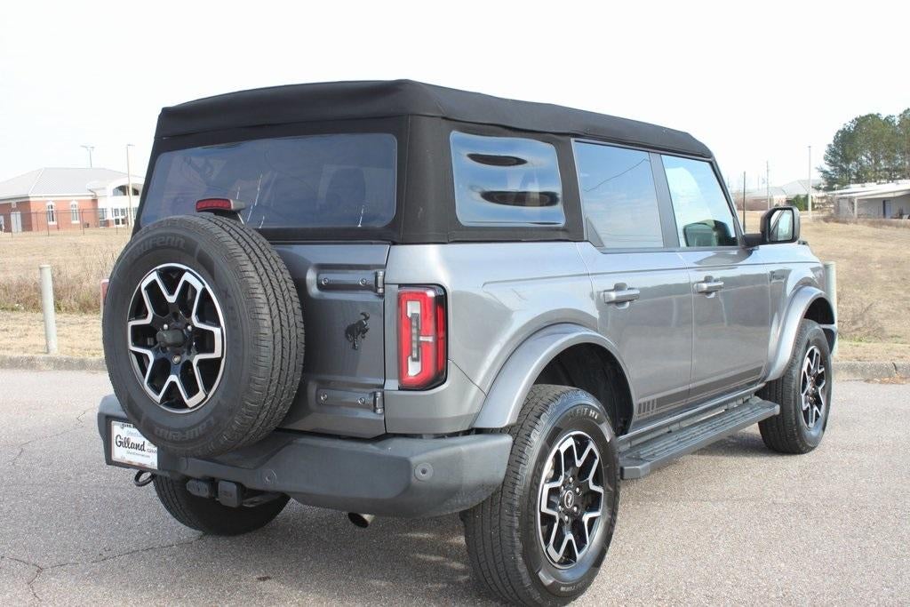 2021 Ford Bronco Base