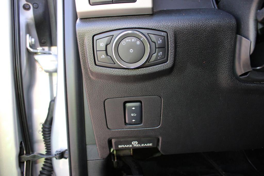 2017 Ford Super Duty F-250 SRW Lariat