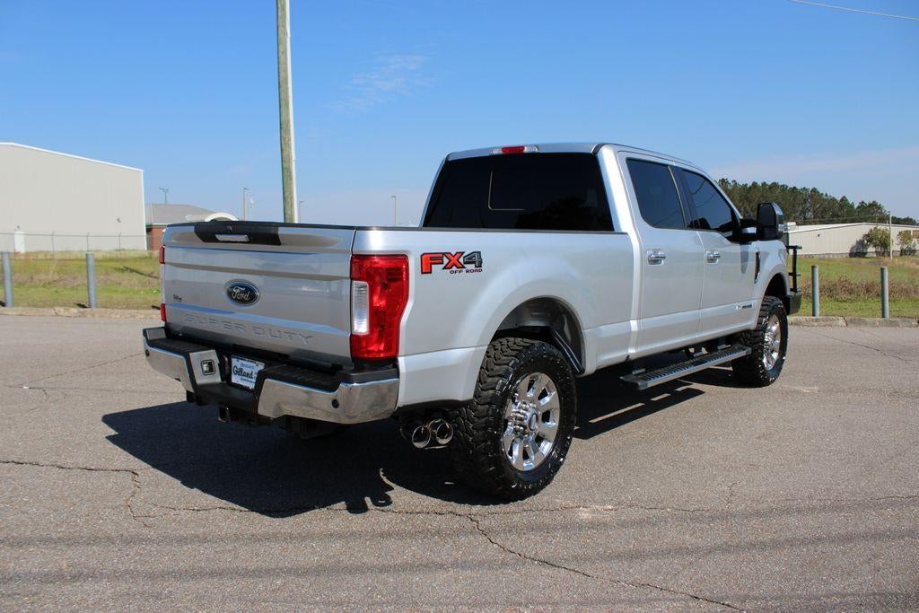 2017 Ford Super Duty F-250 SRW Lariat