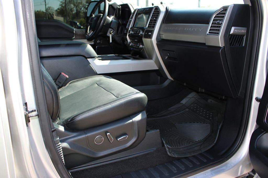 2017 Ford Super Duty F-250 SRW Lariat