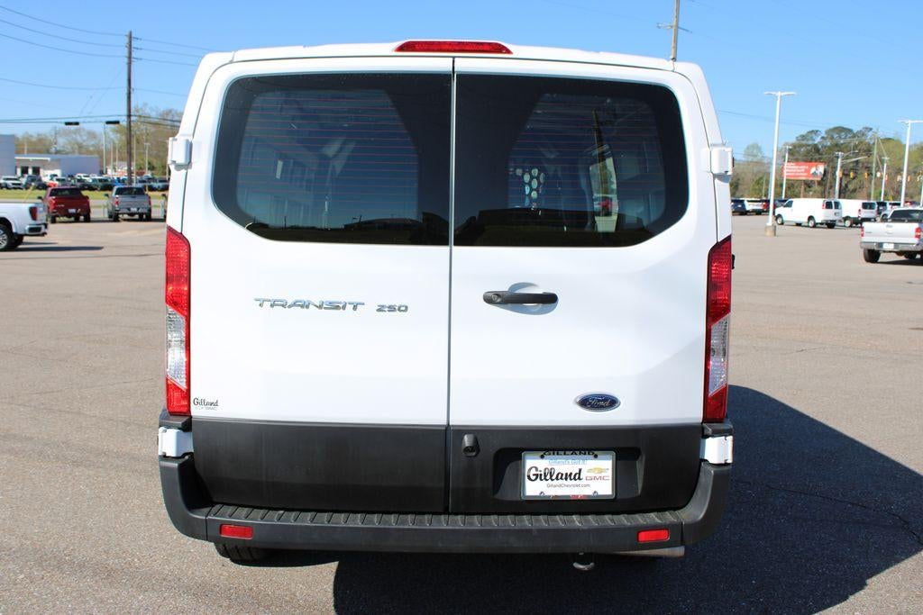 2025 Ford Transit Cargo Van Base