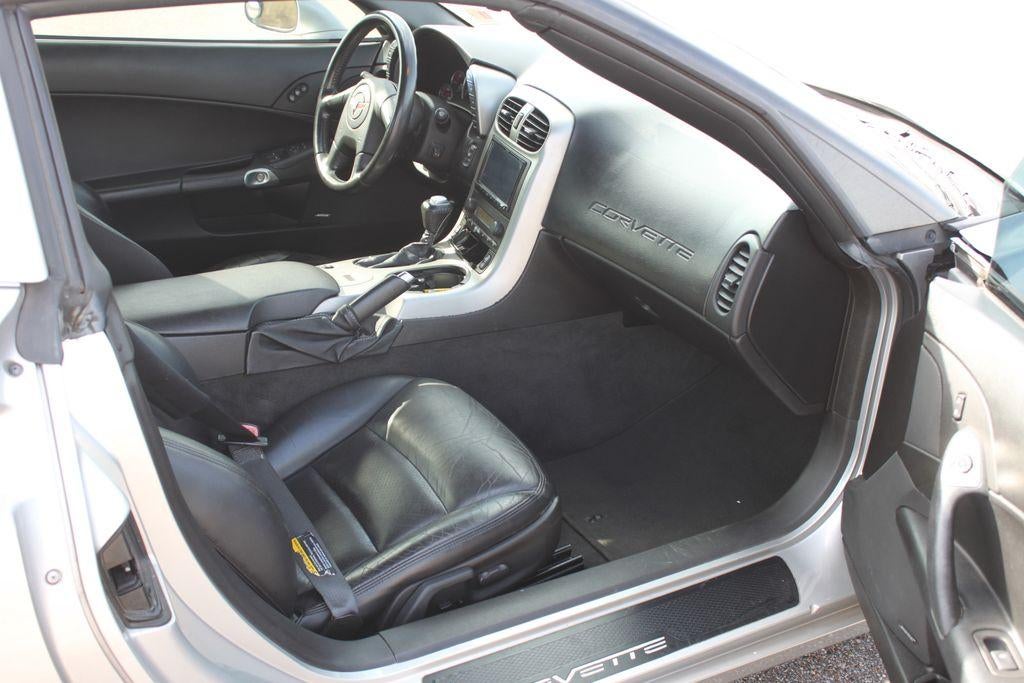 2005 Chevrolet Corvette Base