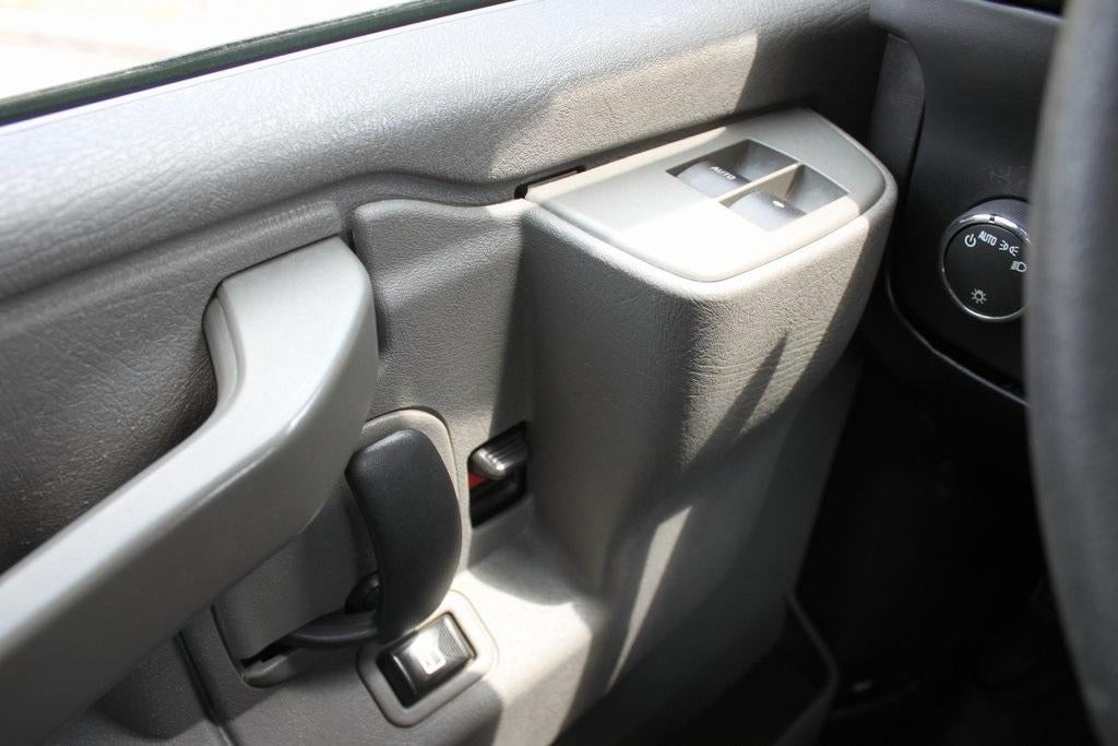 2019 Chevrolet Express Passenger 2500 LS