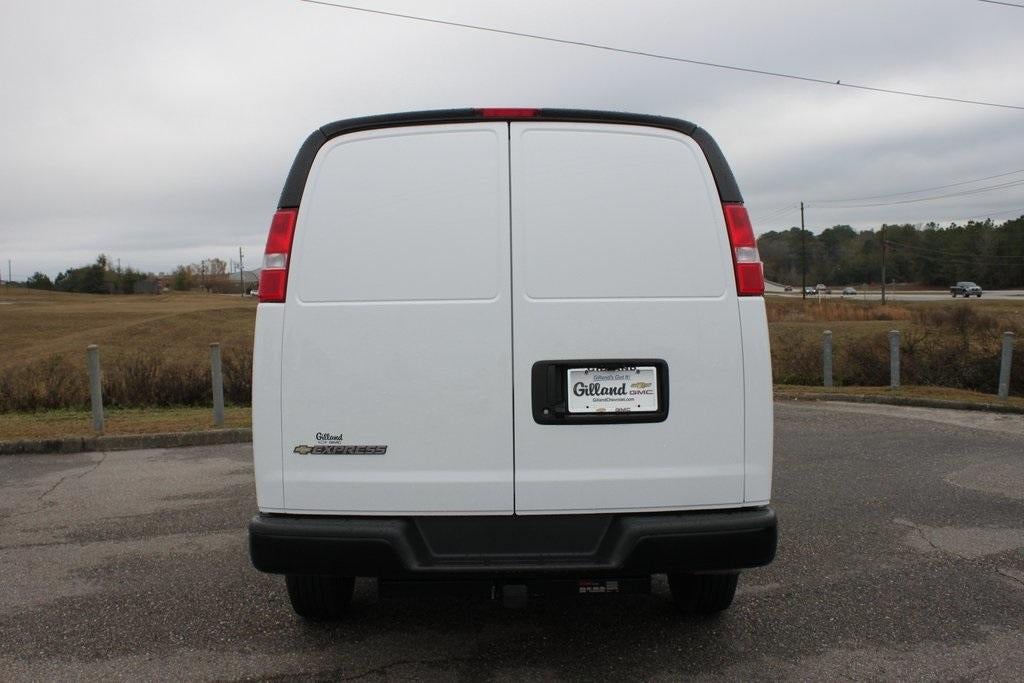 2024 Chevrolet Express Cargo 2500 Base