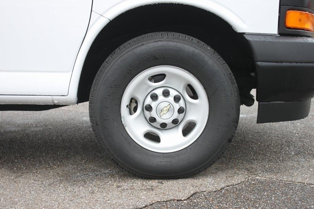 2024 Chevrolet Express Cargo 2500 Base