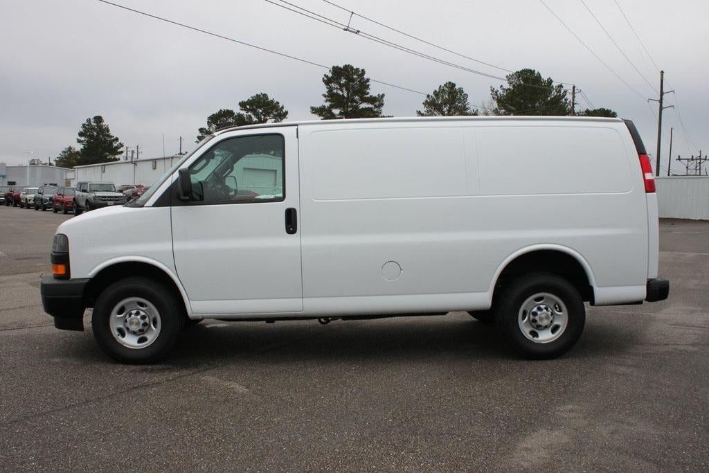 2024 Chevrolet Express Cargo 2500 Base