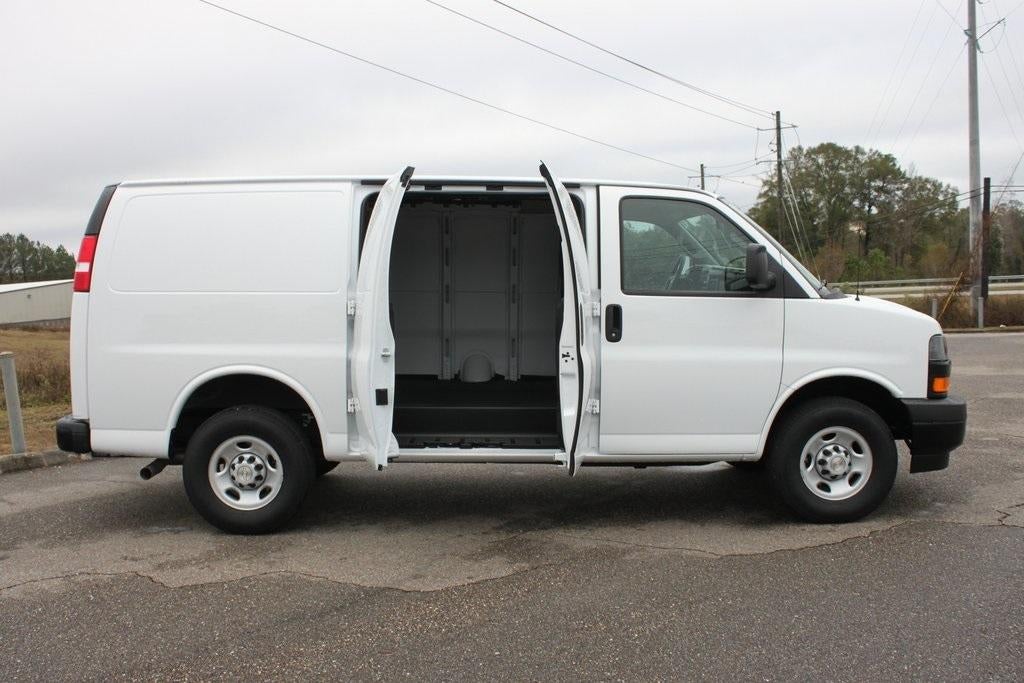2024 Chevrolet Express Cargo 2500 Base