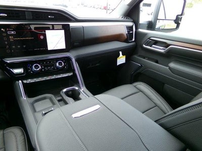 2025 GMC Sierra 2500 HD Denali