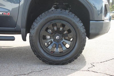 2022 GMC Sierra 1500 Limited AT4