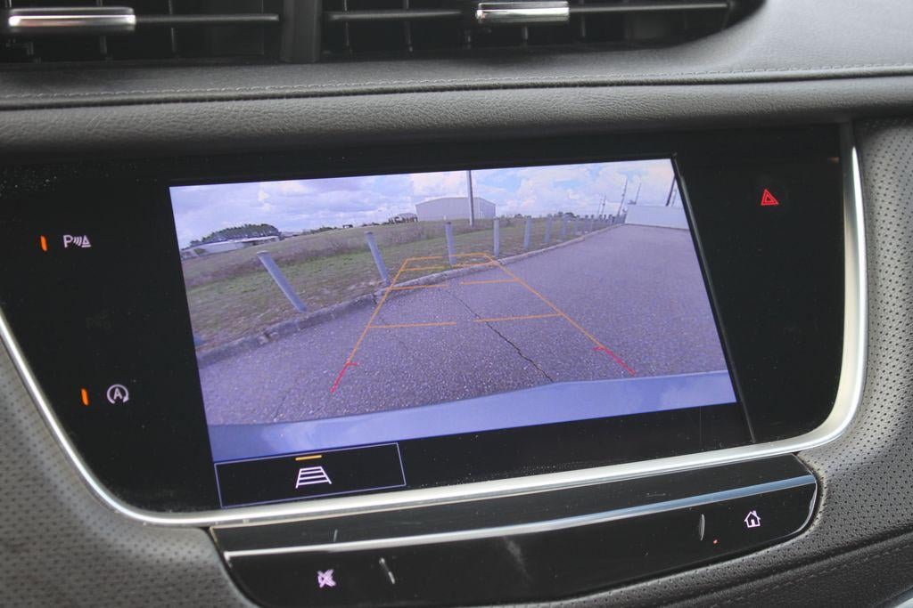 2023 Cadillac XT5 Luxury