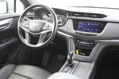 2023 Cadillac XT5 Luxury