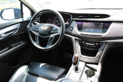 2017 Cadillac XT5 Luxury FWD