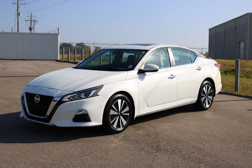 2022 Nissan Altima 2.5 SV