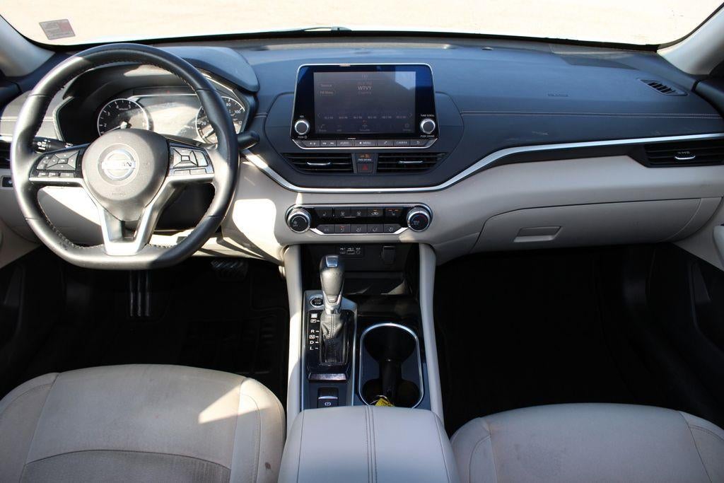 2022 Nissan Altima 2.5 SV