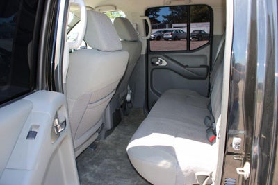 2016 Nissan Frontier SV