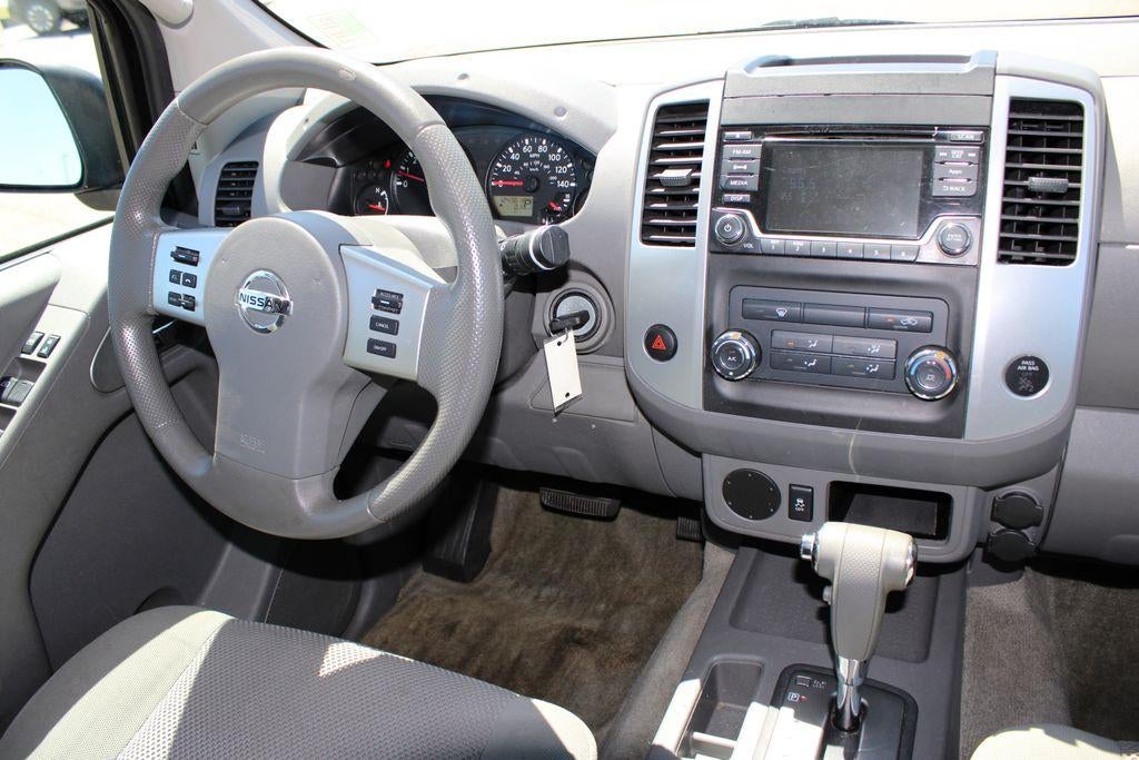 2016 Nissan Frontier SV