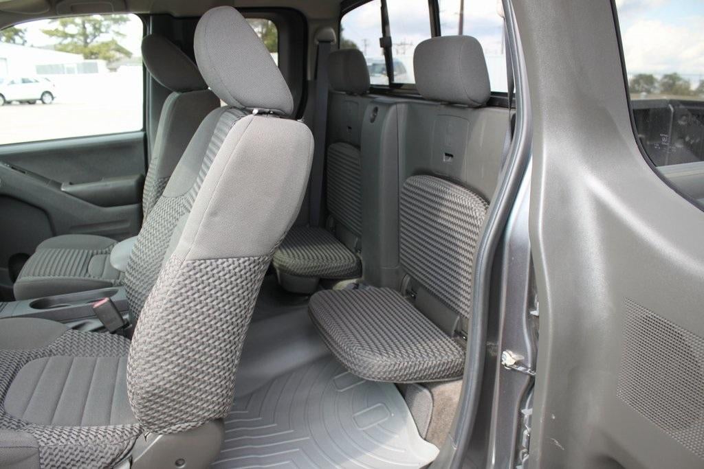 2017 Nissan Frontier SV V6