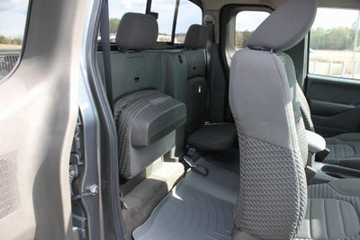 2017 Nissan Frontier SV V6