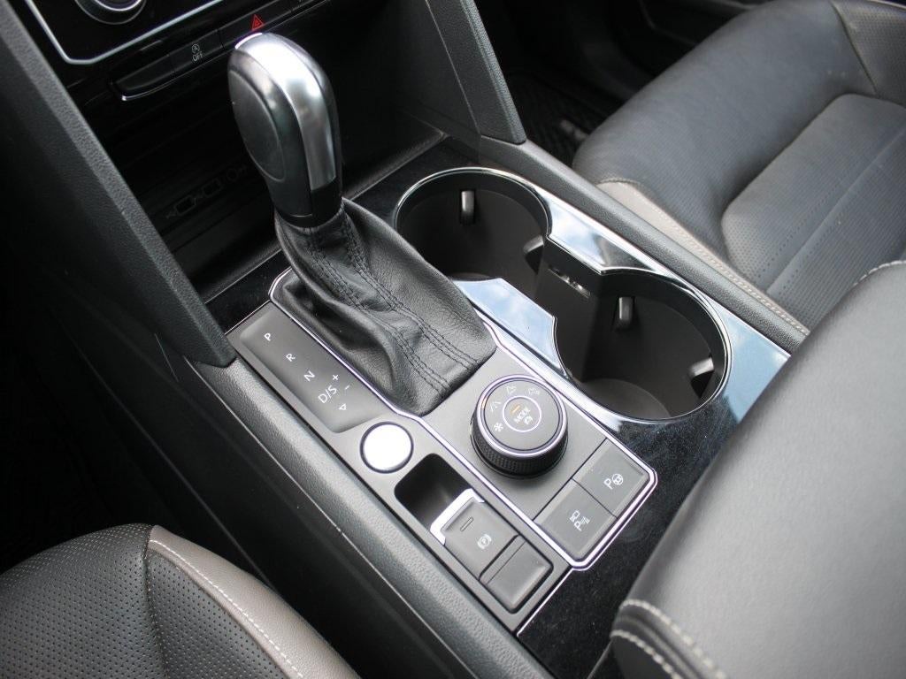 2021 Volkswagen Atlas 3.6L V6 SEL Premium