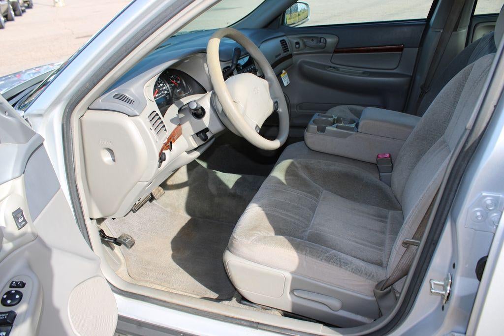 2004 Chevrolet Impala Base