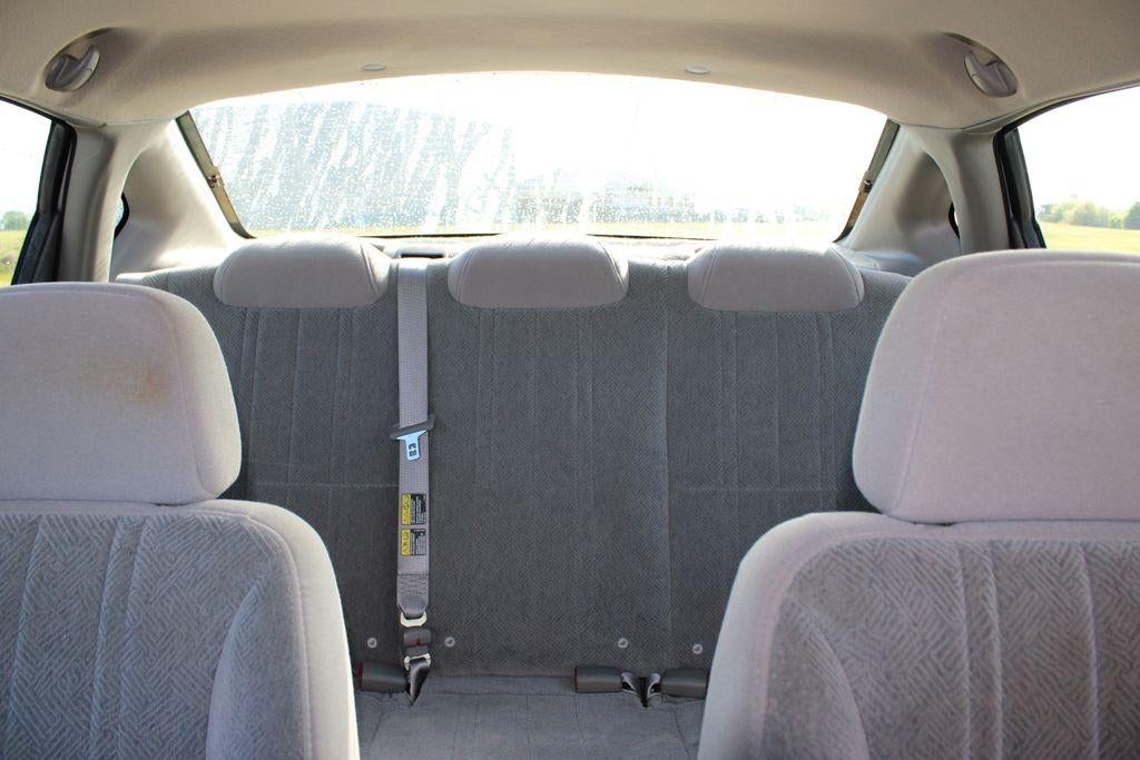 2004 Chevrolet Impala Base