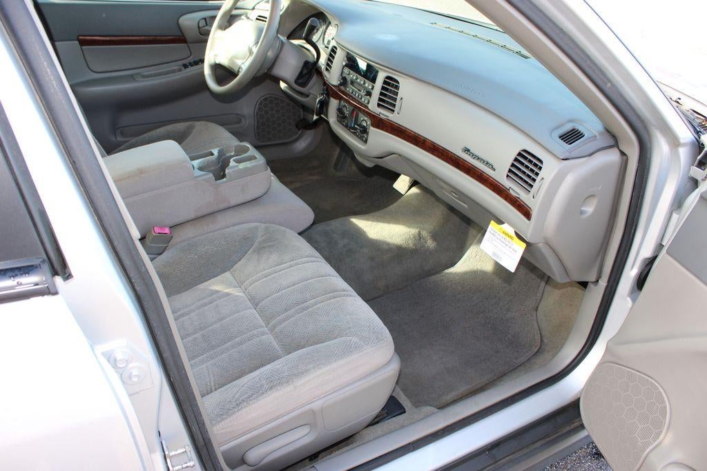 2004 Chevrolet Impala Base
