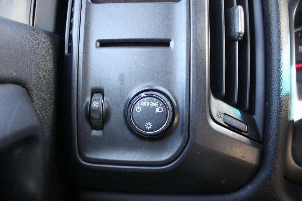 2018 Chevrolet Silverado 1500 Custom