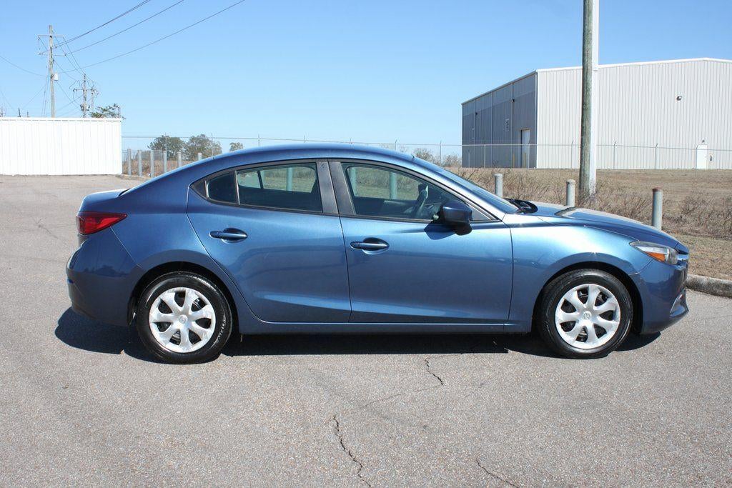 2018 Mazda Mazda3 4-Door Sport