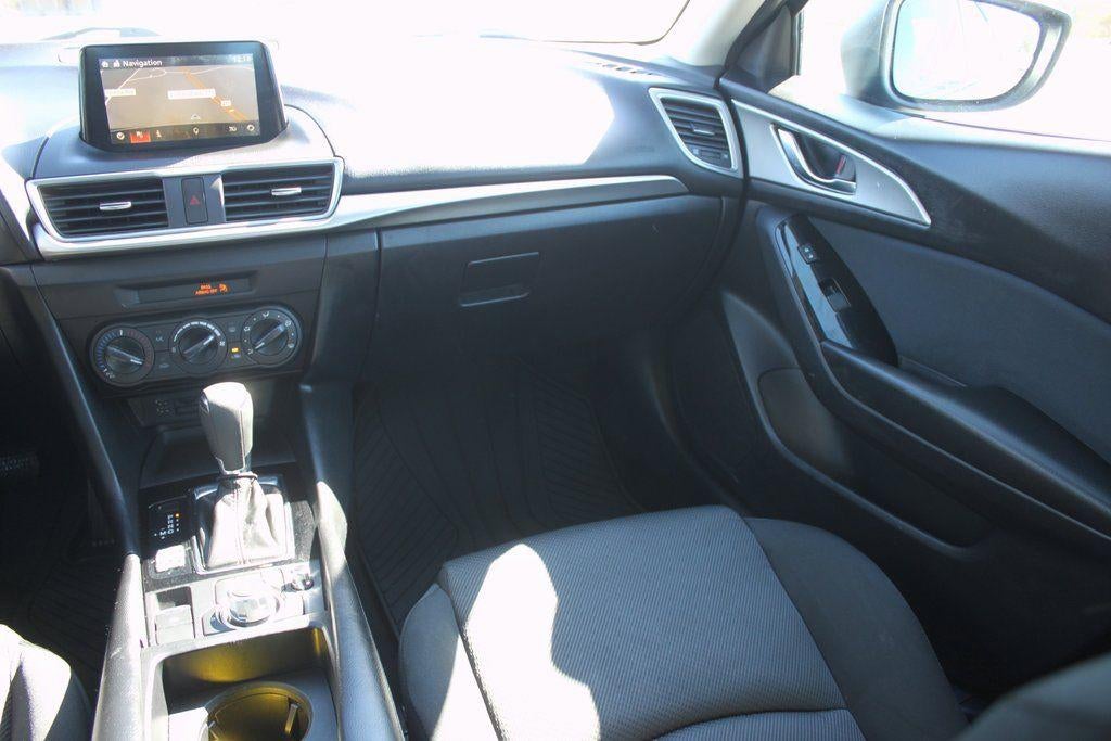 2018 Mazda Mazda3 4-Door Sport