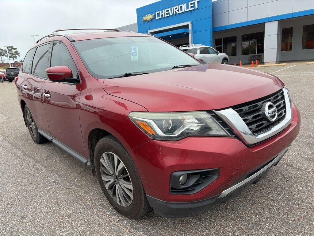 2017 Nissan Pathfinder SV