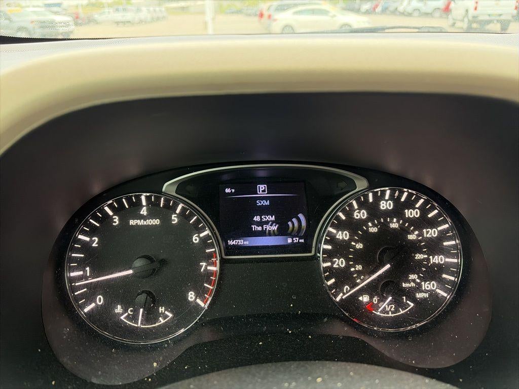 2017 Nissan Pathfinder SV