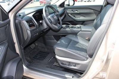 2025 Nissan Rogue Platinum