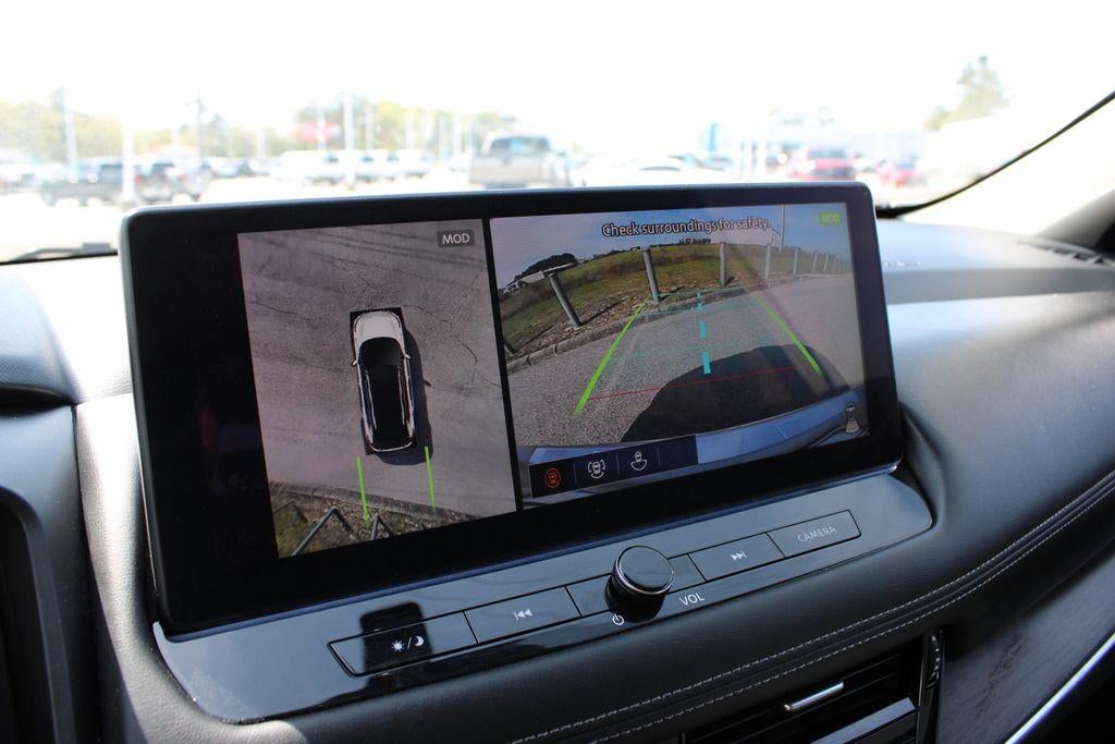 2025 Nissan Rogue Platinum