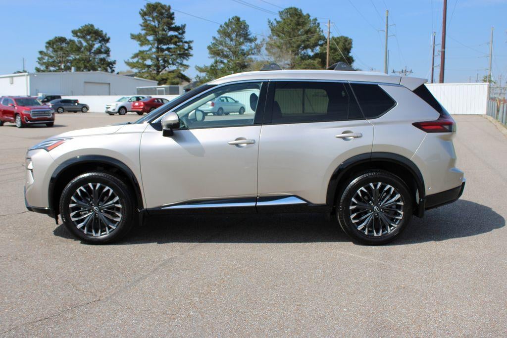 2025 Nissan Rogue Platinum