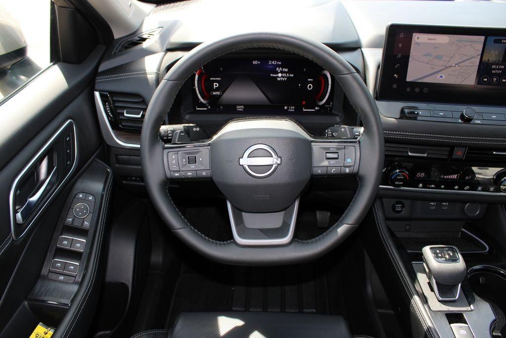 2025 Nissan Rogue Platinum