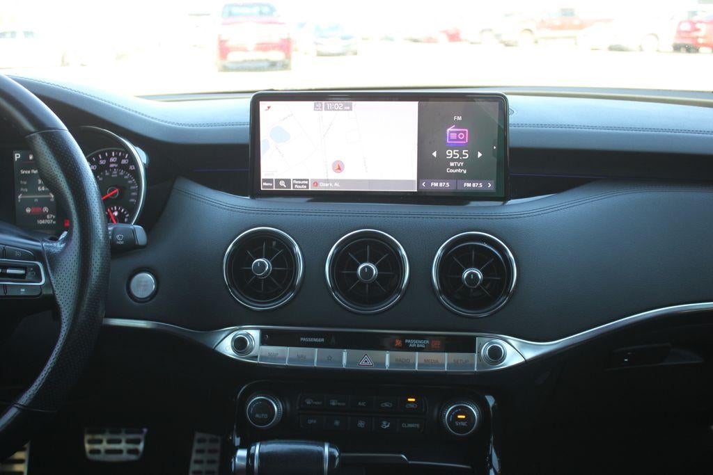 2022 Kia Stinger GT1