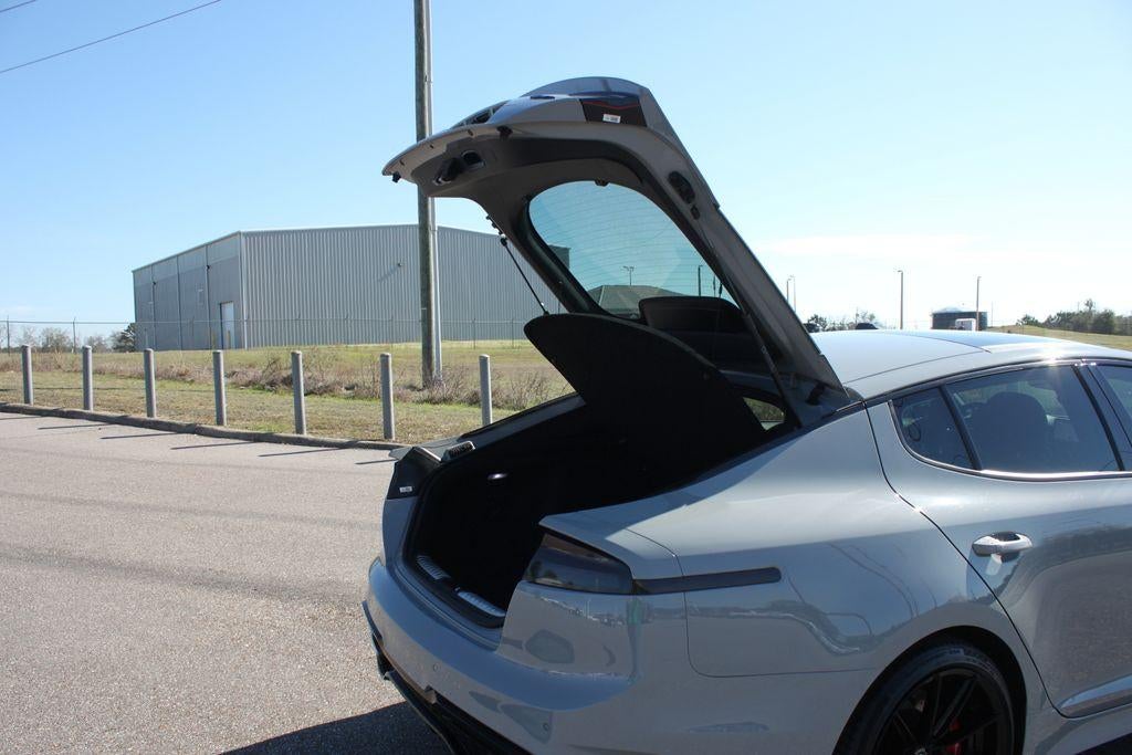 2022 Kia Stinger GT1