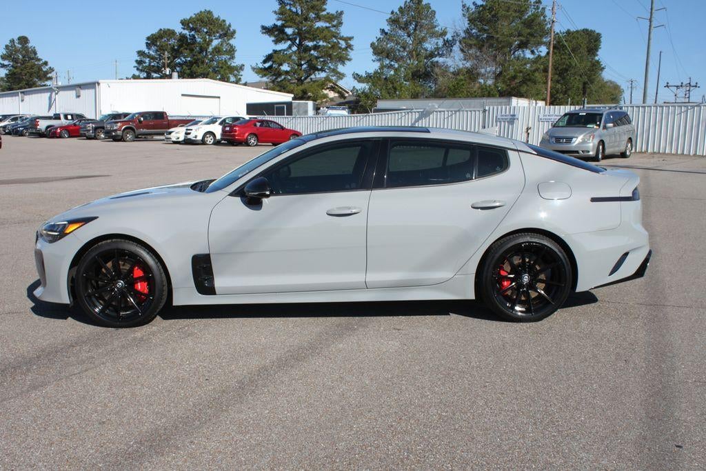 2022 Kia Stinger GT1