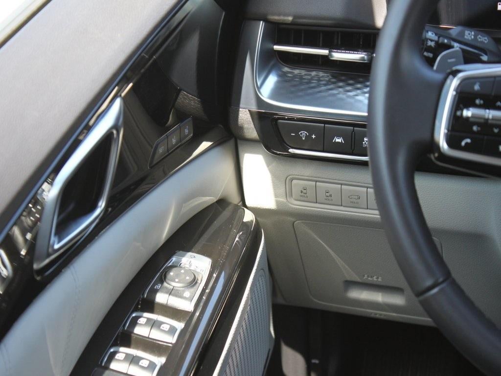 2024 Kia Carnival SX