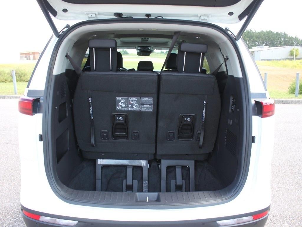 2024 Kia Carnival SX