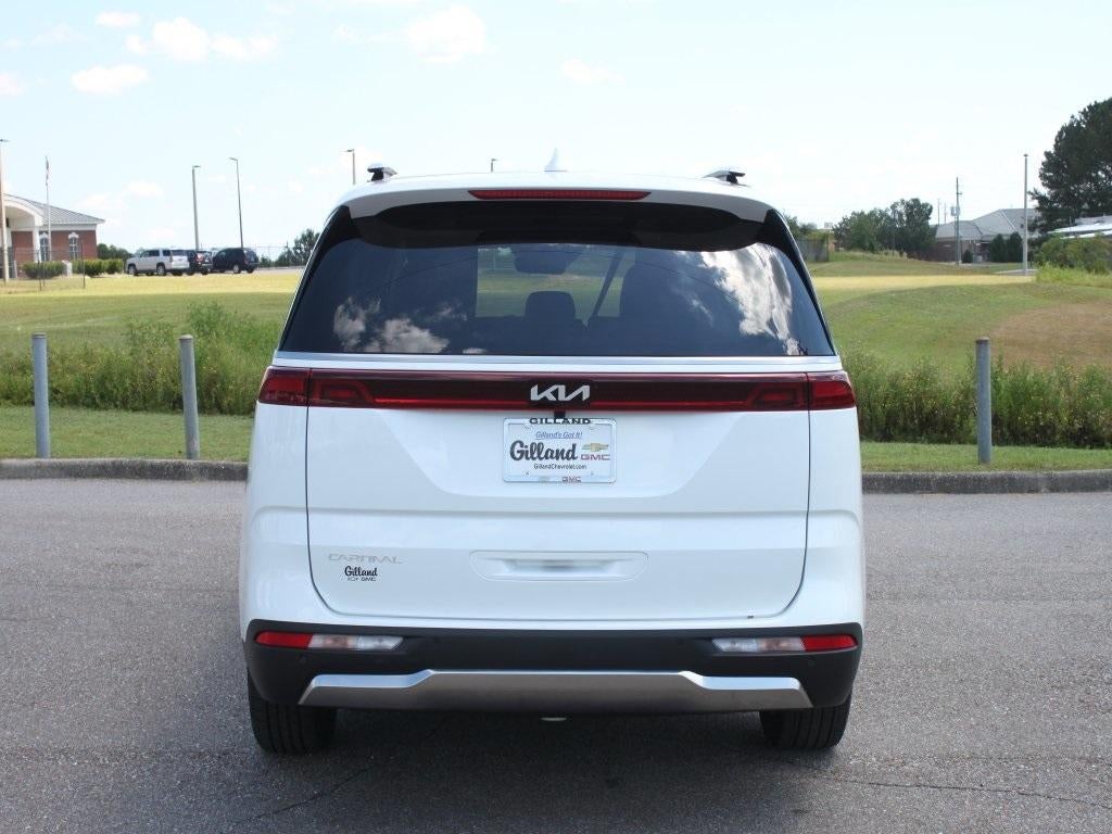 2024 Kia Carnival SX