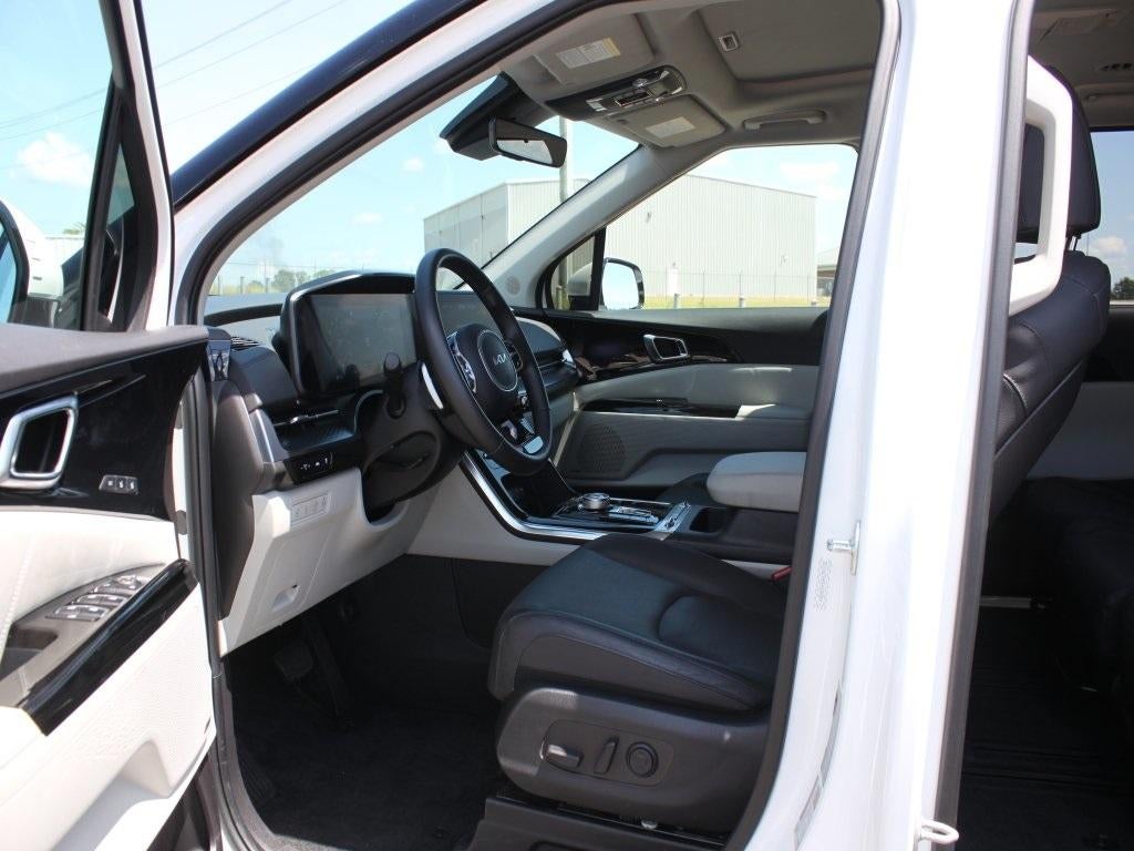 2024 Kia Carnival SX