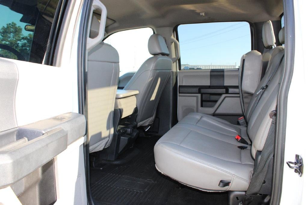 2022 Ford Super Duty F-350 SRW XL