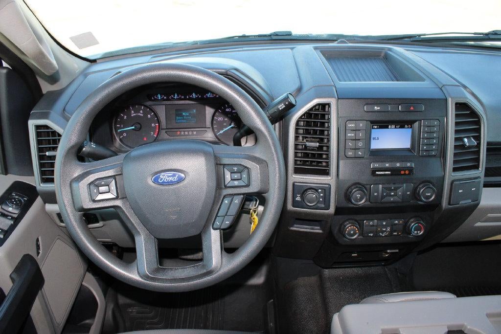 2022 Ford Super Duty F-350 SRW XL