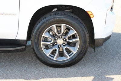 2023 Chevrolet Suburban LS