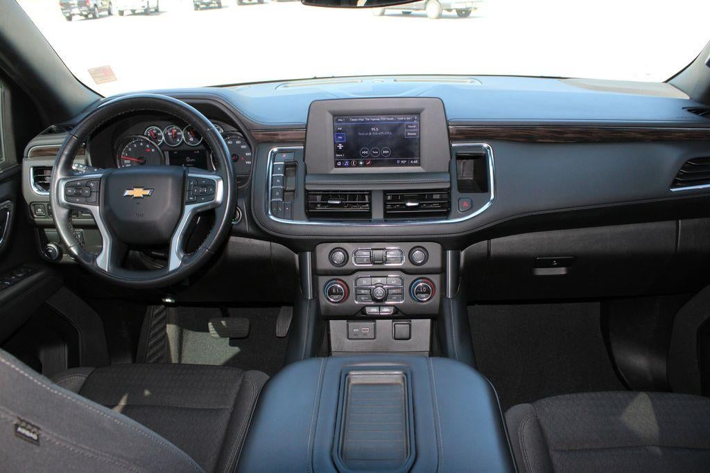 2023 Chevrolet Suburban LS
