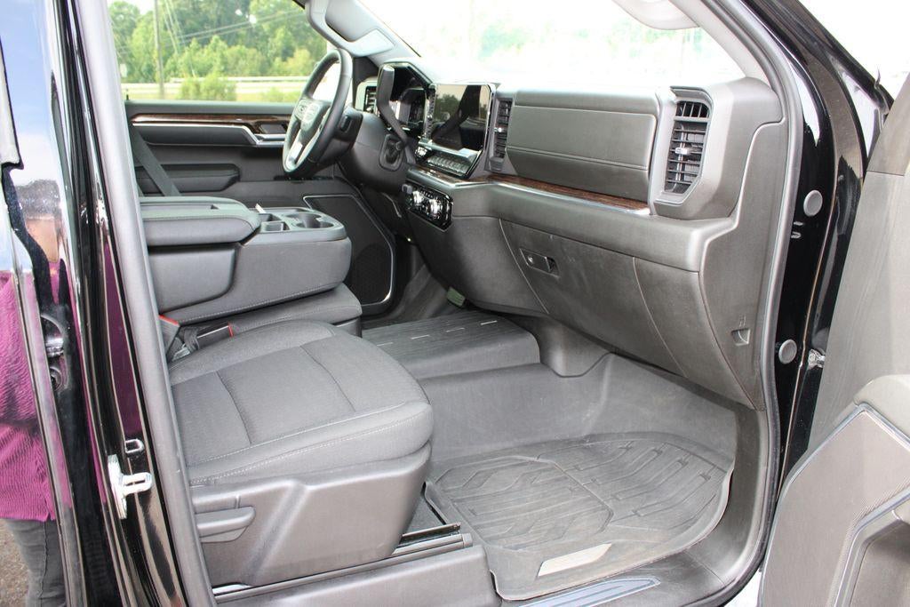 2024 GMC Sierra 1500 SLE