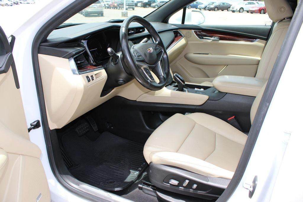 2019 Cadillac XT5 Luxury FWD